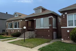 435 E 88th Pl, Chicago, IL 60619 - Photo 2