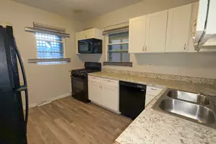 435 E 88th Pl, Chicago, IL 60619 - Photo 14