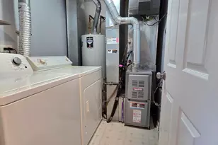 273 W 20th St, Lombard, IL 60148 - Photo 28