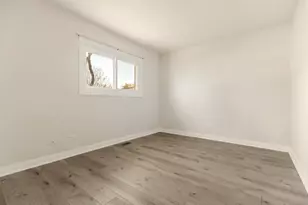 601 Hillcrest Blvd, Hoffman Estates, IL 60169 - Photo 16