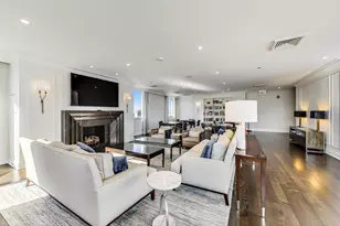 990 N Lake Shore Dr, Chicago, IL 60611 - Photo 24