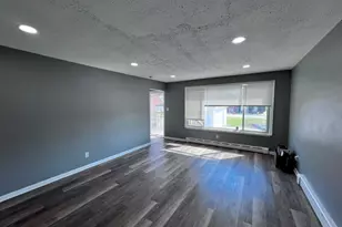 348 Pulaski Rd, Calumet City, IL 60409 - Photo 14