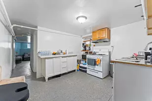 5037 W West End Ave, Chicago, IL 60644 - Photo 30