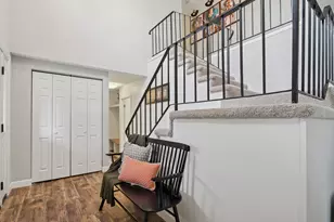 6819 Harvest Ave, Woodridge, IL 60517 - Photo 10