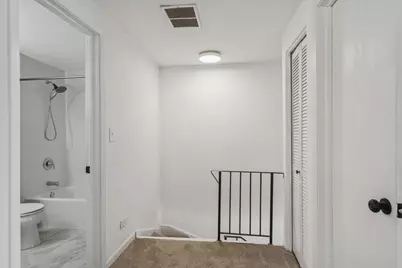 1850 Jamestown Circle, Hoffman Estates, IL 60195 - Photo 14