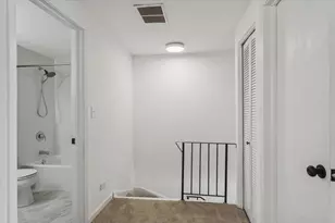 1850 Jamestown Cir, Hoffman Estates, IL 60195 - Photo 14