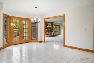 1728 Holly Ct, Long Grove, IL 60047 - Photo 10