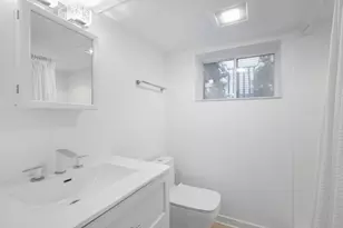 331 Granby Rd, Lake Forest, IL 60045 - Photo 18