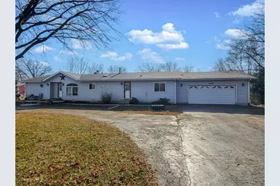 22105 Anthony Road, Marengo, IL 60152 - Photo 2