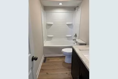 613 S Broadway Street, McHenry, IL 60050 - Photo 4