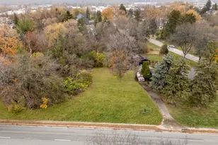 1011 Maple Ave, Downers Grove, IL 60515 - Photo 1