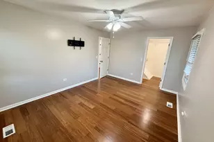 1045 Hampton Harbor, Schaumburg, IL 60193 - Photo 10