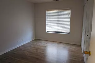 711 Tipperary Ct, Schaumburg, IL 60193 - Photo 8