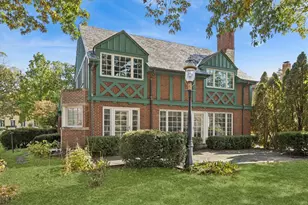 220 Maplewood Rd, Riverside, IL 60546 - Photo 4