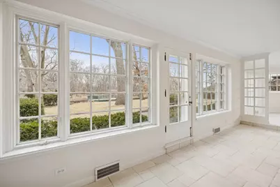 220 Maplewood Road, Riverside, IL 60546 - Photo 8