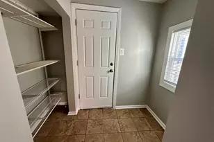 1501 W Highland Ave, Chicago, IL 60660 - Photo 4