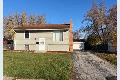 201 E Rose Street, Glenwood, IL 60425 - Photo 2