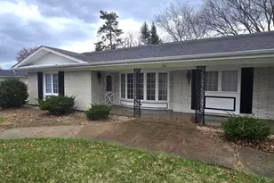 714 N Bridge St, Yorkville, IL 60560 - Photo 1