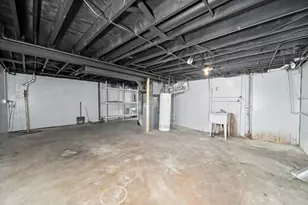 22408 Strassburg Ave, Sauk Village, IL 60411 - Photo 18