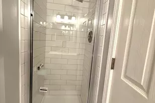 202 S Waters Edge Dr, Glendale Heights, IL 60139 - Photo 12