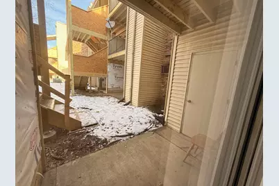 202 S Waters Edge Drive #102, Glendale Heights, IL 60139 - Photo 8