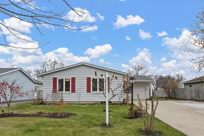 18596 W Karen Lane, Gurnee, IL 60031 - Photo 1