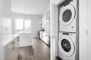 6555 W North Ave, Oak Park, IL 60302 - Photo 12