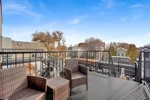 1533 W Barry Ave, Chicago, IL 60657 - Photo 26