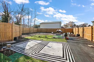 907 N Virginia St, Watseka, IL 60970 - Photo 16