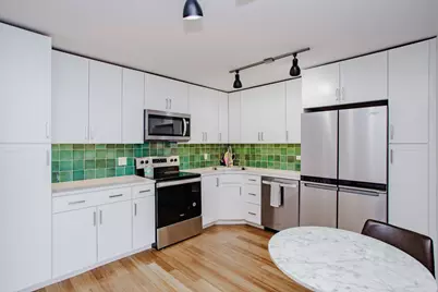 655 W Irving Park Road #5104, Chicago, IL 60613 - Photo 10