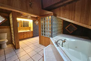 6N263 River Dr, Saint Charles, IL 60174 - Photo 10