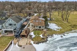 6N263 River Dr, Saint Charles, IL 60174 - Photo 2