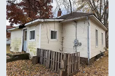 1706 Erie Avenue, Savanna, IL 61074 - Photo 8