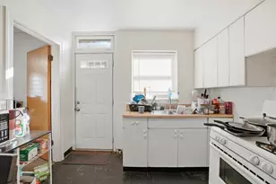 10835 S Western Ave, Chicago, IL 60643 - Photo 12