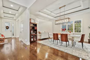 8318 W 91st St, Hickory Hills, IL 60457 - Photo 2