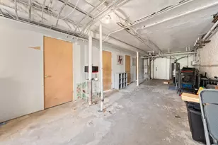 32 S Menard Ave, Chicago, IL 60644 - Photo 42