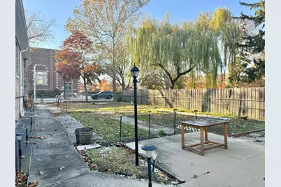 5437 N Linder Avenue, Chicago, IL 60630 - Photo 28