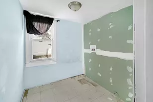 8626 S Kingston Ave, Chicago, IL 60617 - Photo 8