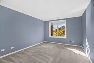 701 Lake Hinsdale Dr, Willowbrook, IL 60527 - Photo 12