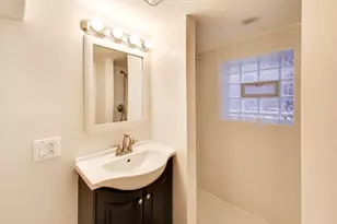 4640 N St Louis Ave, Chicago, IL 60625 - Photo 28