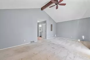 900 Sarasota Ln, Crystal Lake, IL 60014 - Photo 26