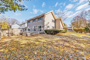 900 Sarasota Ln, Crystal Lake, IL 60014 - Photo 44