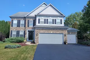 741 Regal Ln, Algonquin, IL 60102 - Photo 1