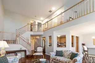 232 Manor Dr, Buffalo Grove, IL 60089 - Photo 4