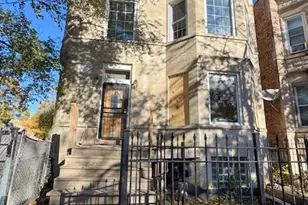 4038 W Wilcox St, Chicago, IL 60624 - Photo 2