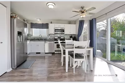2348 N Old Pond Lane, Round Lake Beach, IL 60073 - Photo 8