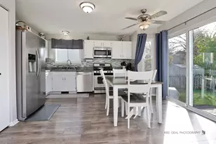 2348 N Old Pond Ln, Round Lake Beach, IL 60073 - Photo 8