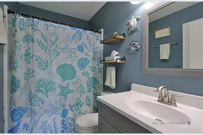 2348 N Old Pond Lane, Round Lake Beach, IL 60073 - Photo 14