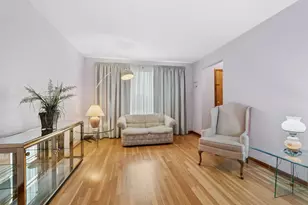 4266 W 81st St, Chicago, IL 60652 - Photo 2