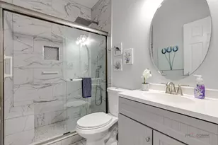 1 Hotchkiss Ct, Lincolnshire, IL 60069 - Photo 28